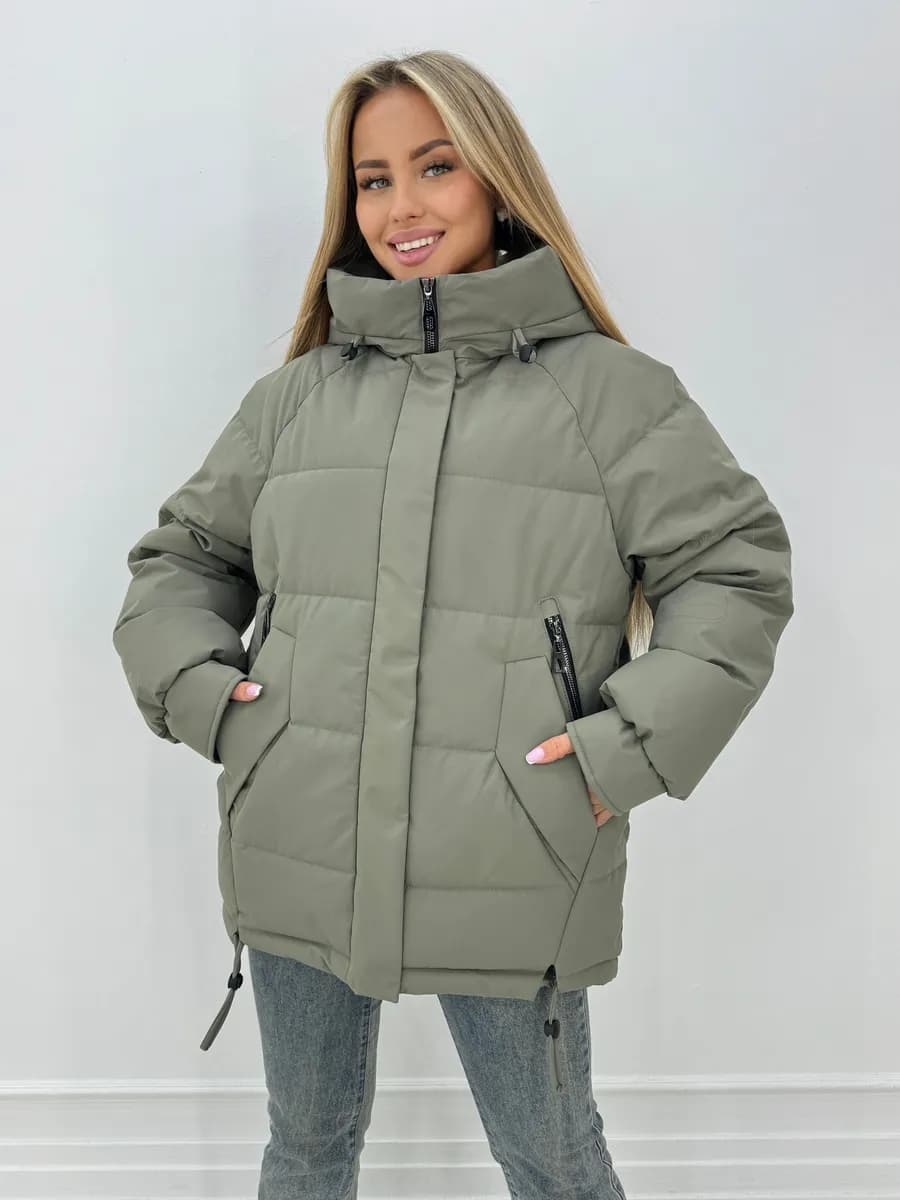 Куртка зимняя короткая с капюшоном оверсайз