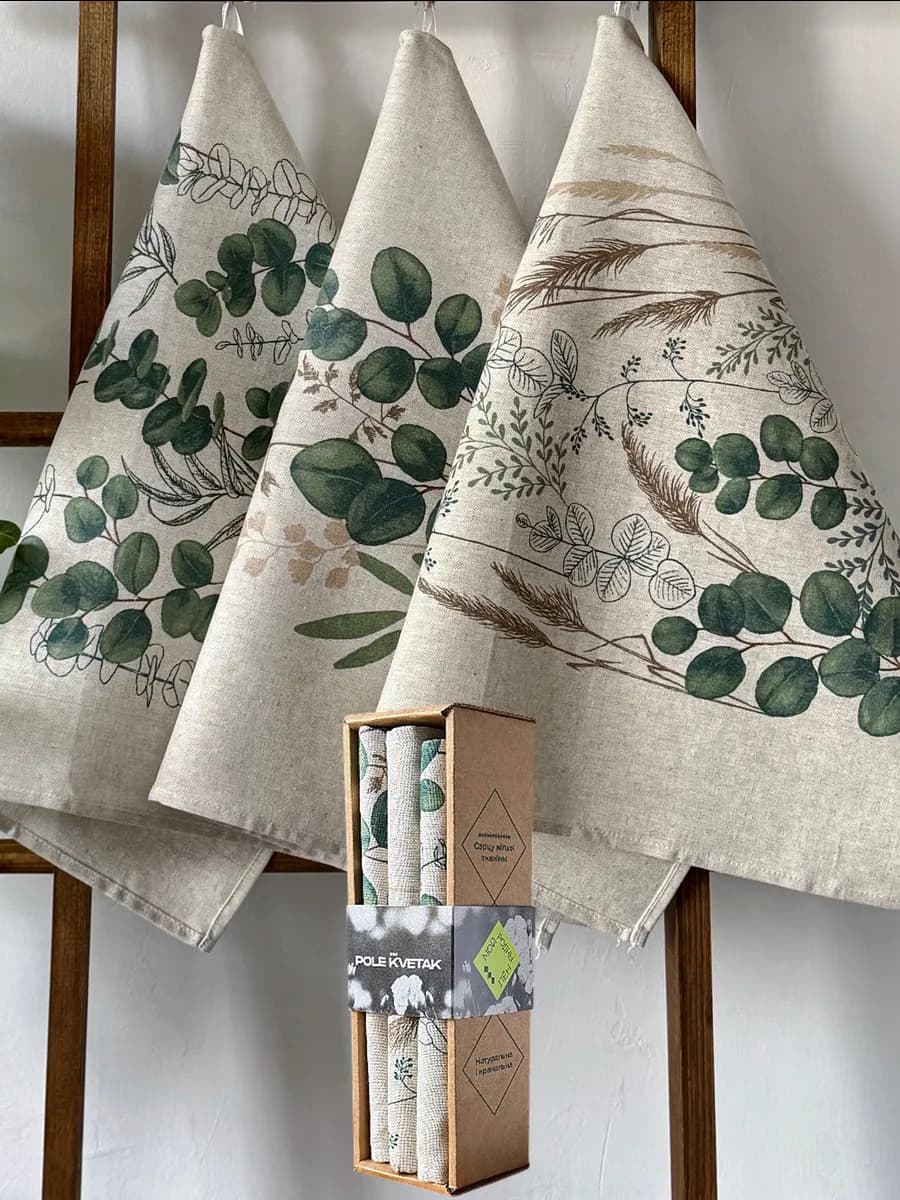 Подарочный набор льняных кухонных полотенец на 8 марта маме