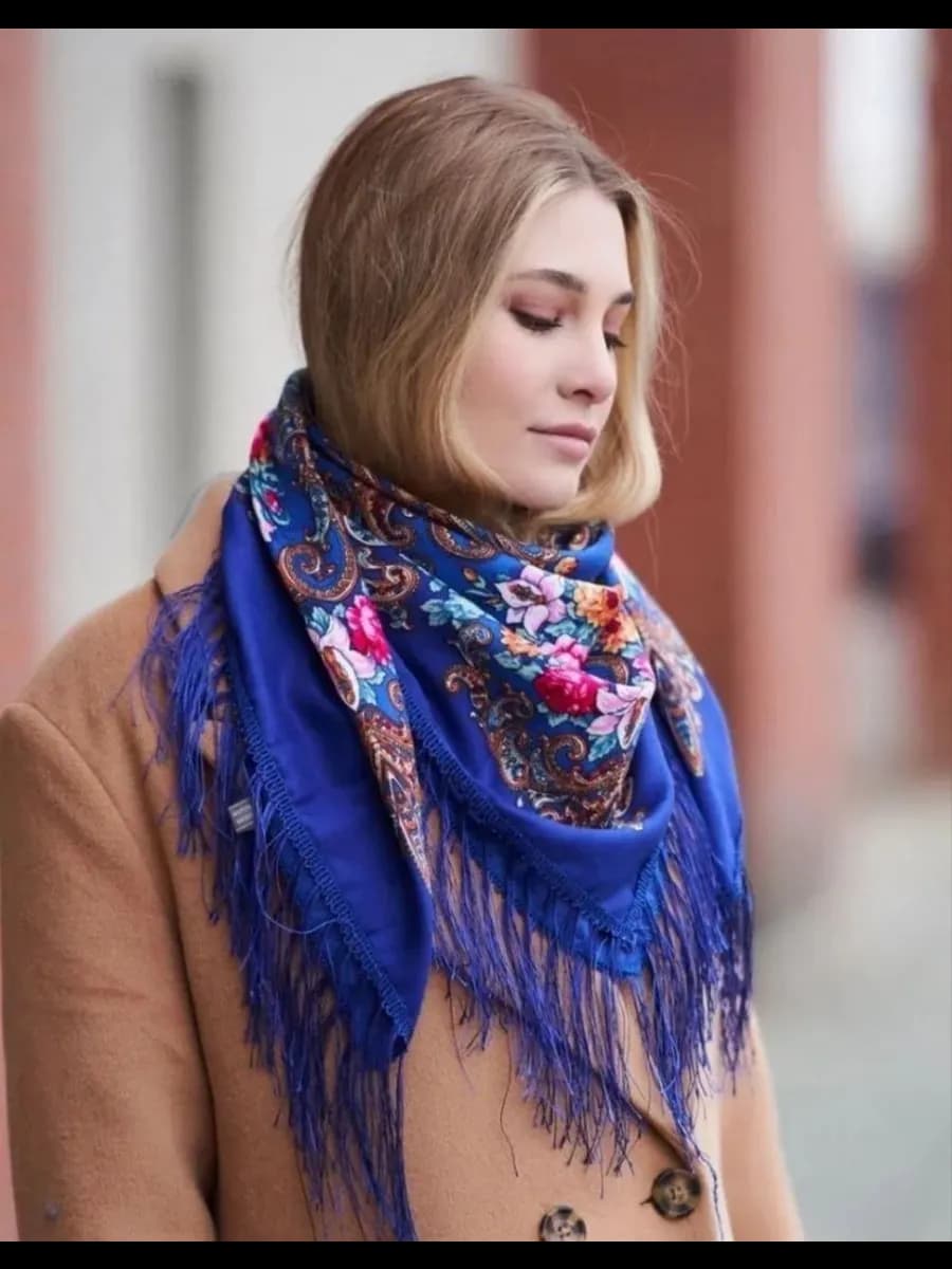 Платок с бахромой 1Х1