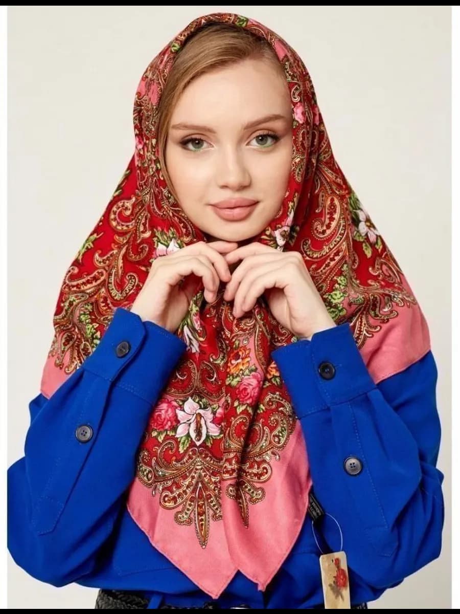 Платок с русскими рисунками