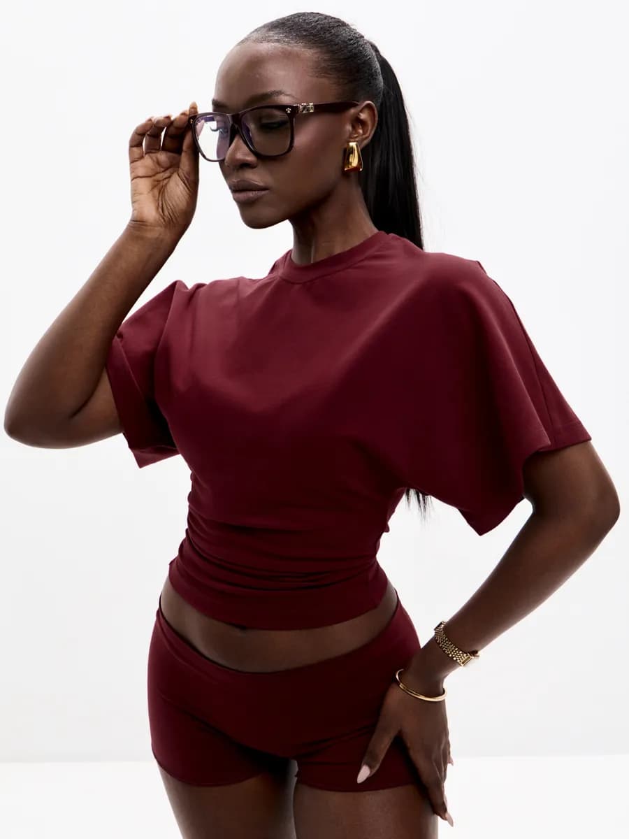 футболка облегающая с широкими рукавами летучая мышь