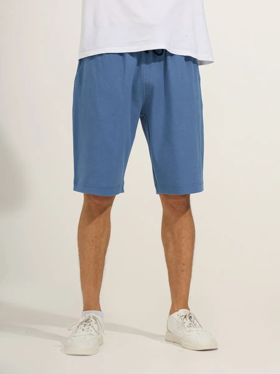 Шорты спортивные