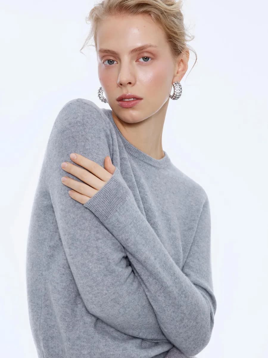 Джемпер женский из шерсти и кашемира