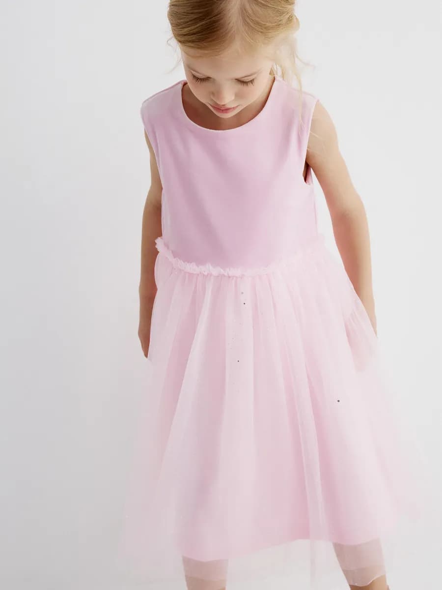 Пышное платье нарядное розовое с юбкой пачкой