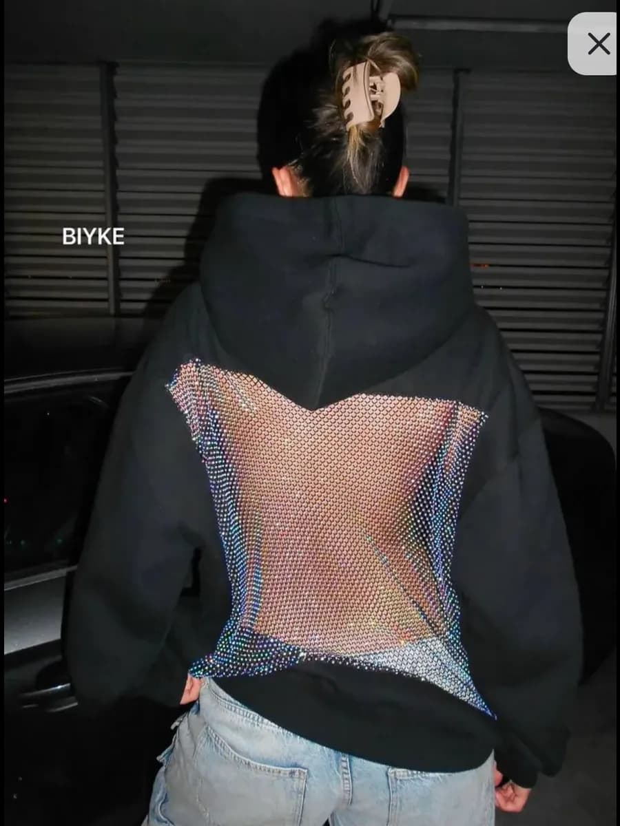 Худи с открытой спиной со стразами