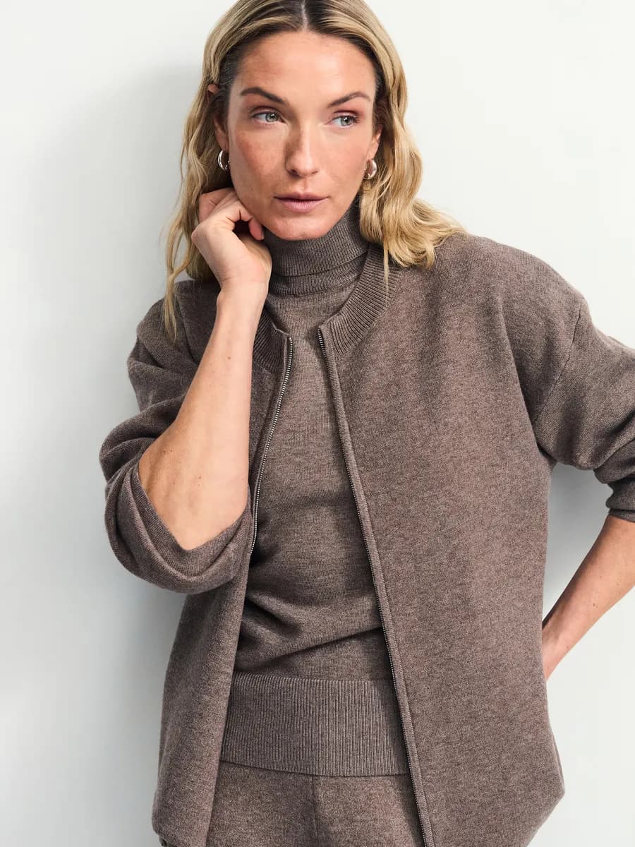 Джемпер на молнии вязаный с длинным рукавом костюм