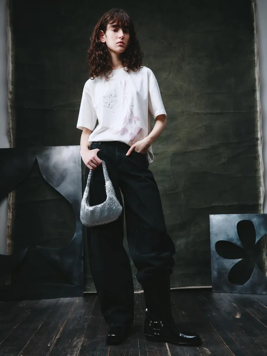 Джинсы Balloon fit с напылением из линейки Young