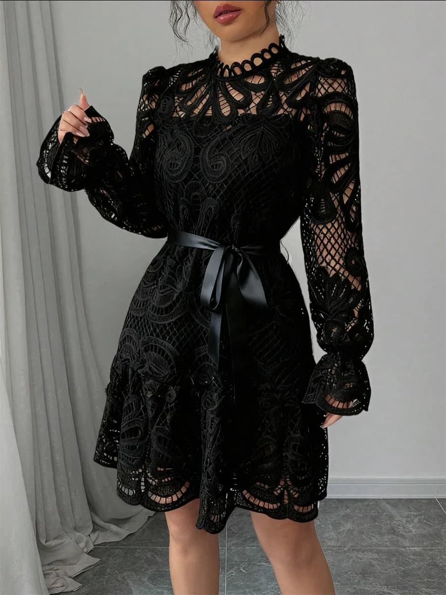 Платье нарядное кружевное