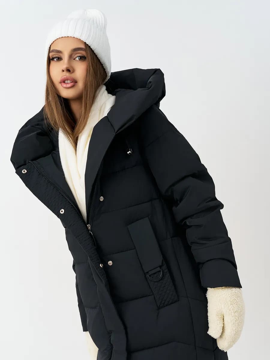 Длинный пуховик с капюшоном