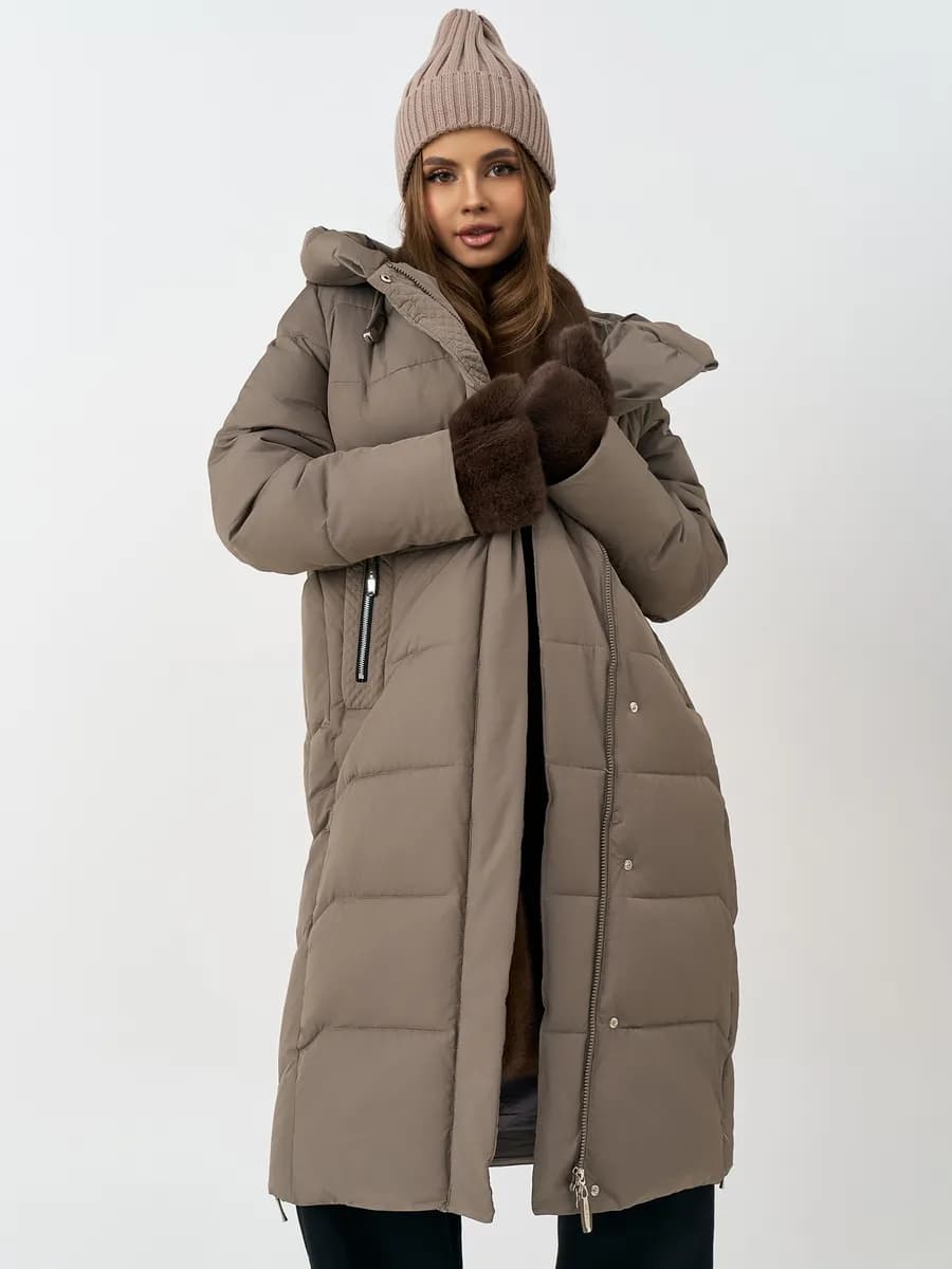 Длинный пуховик с капюшоном