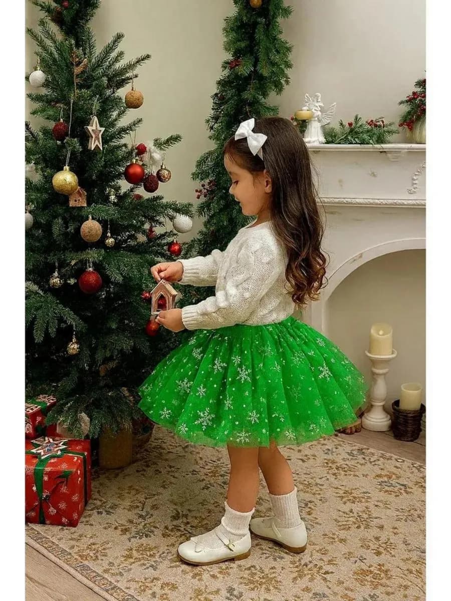 Зеленая новогодняя пышная юбка фатин со снежинками - фото 1