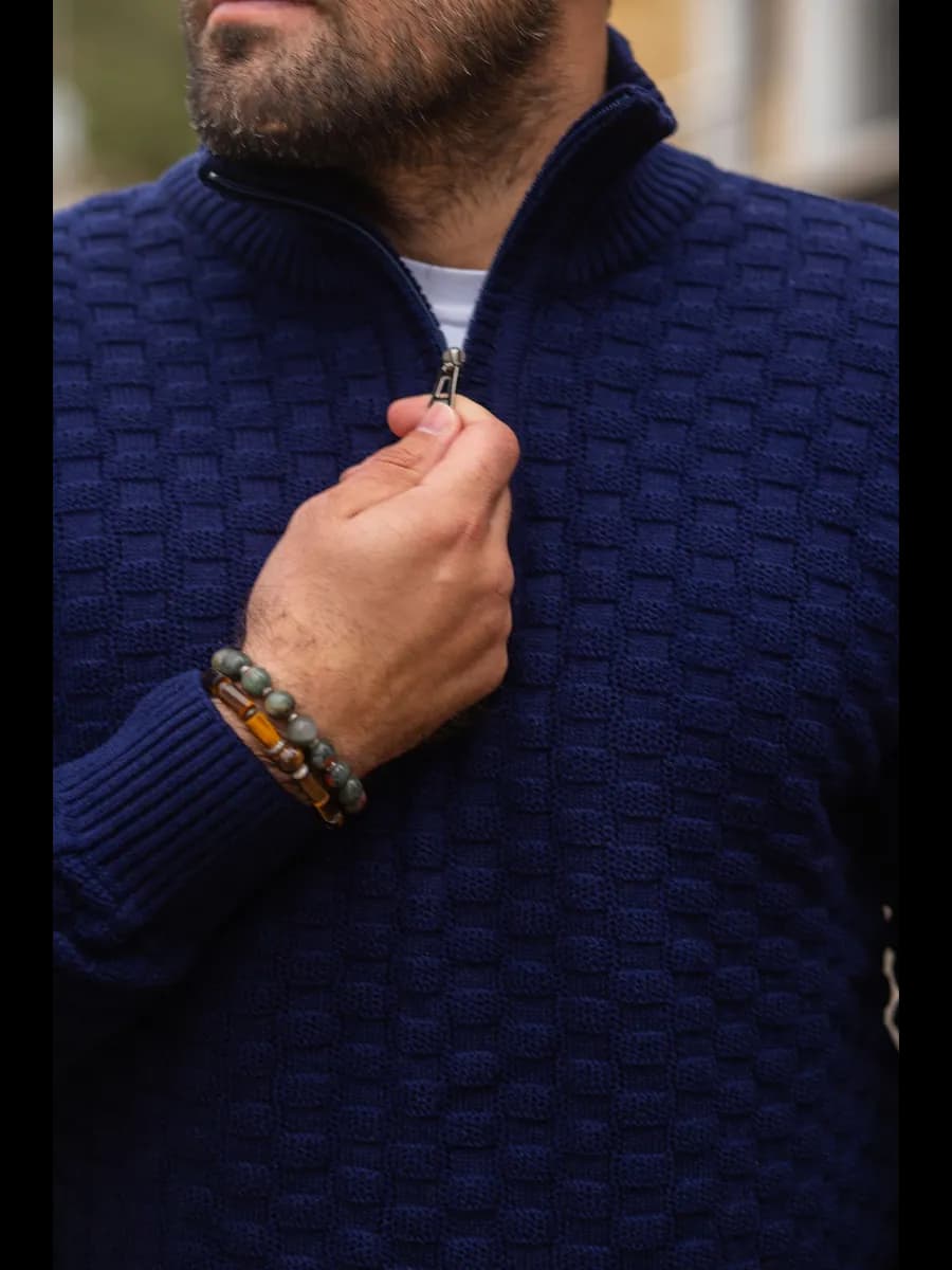 Свитер мужской вязаный