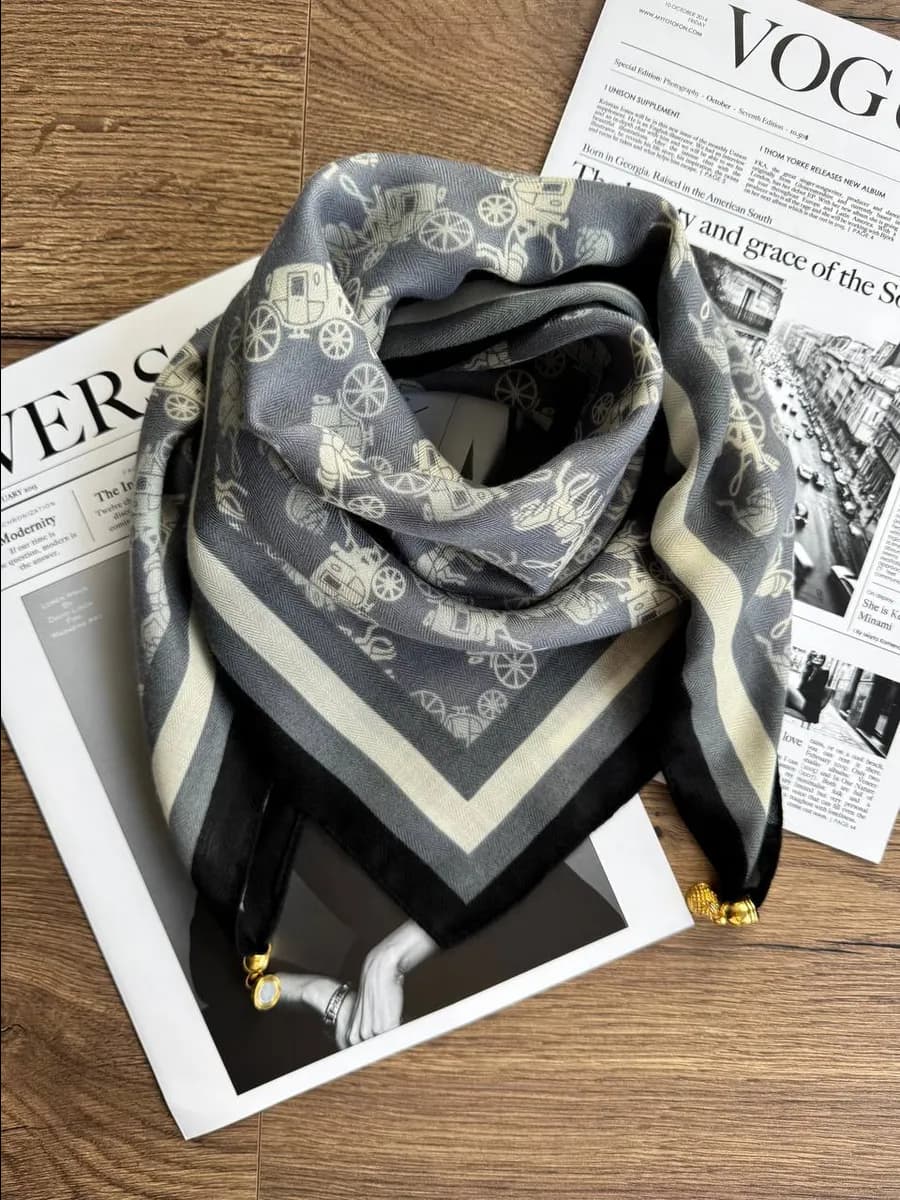 Платок на голову и шею весенний