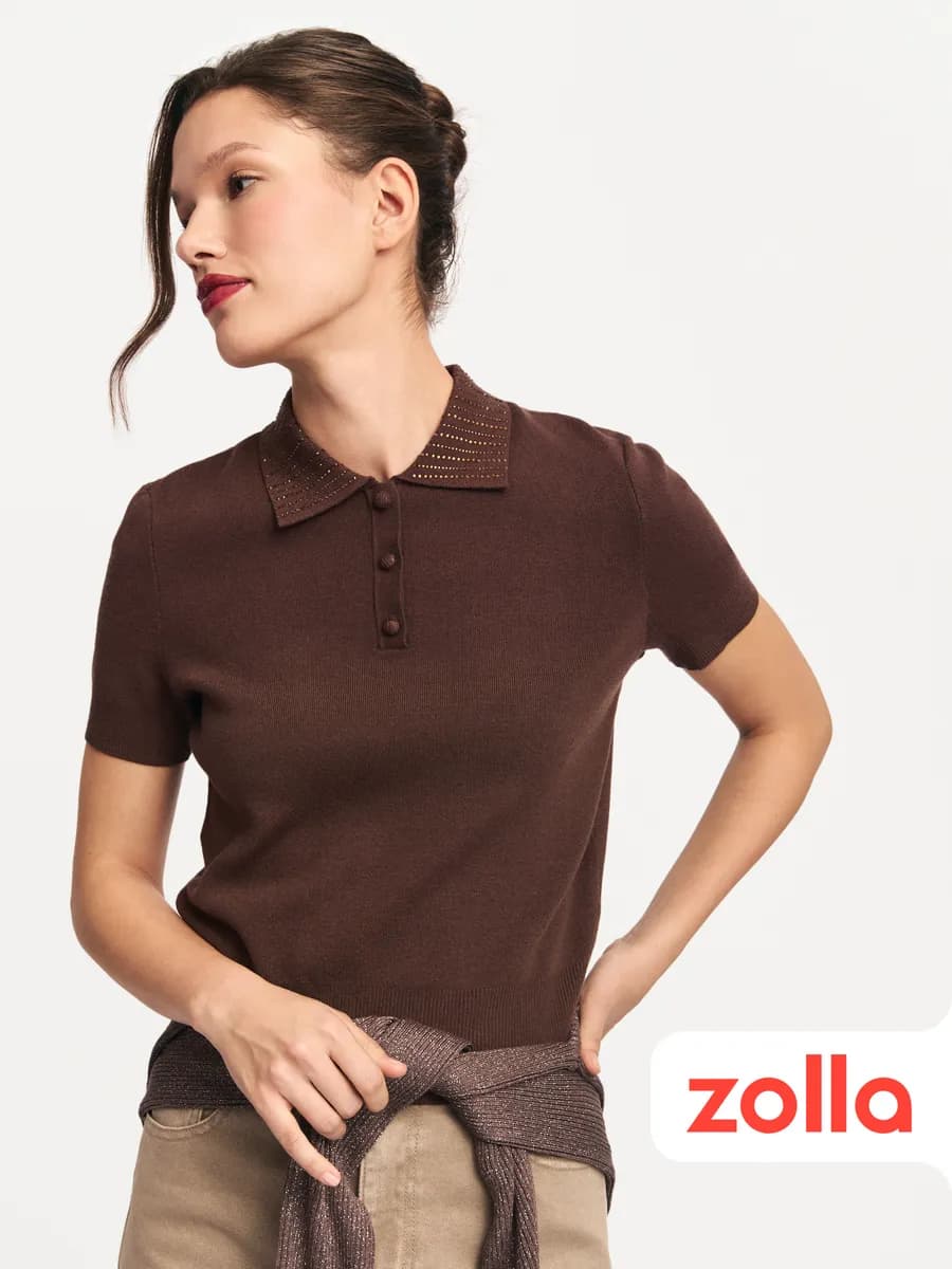 Женский джемпер поло со стразами