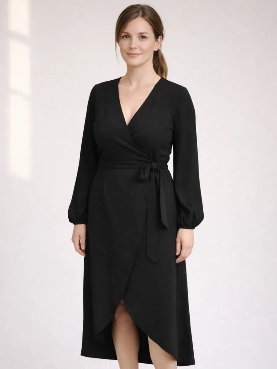 Платье макси на запах с абстрактным принтом