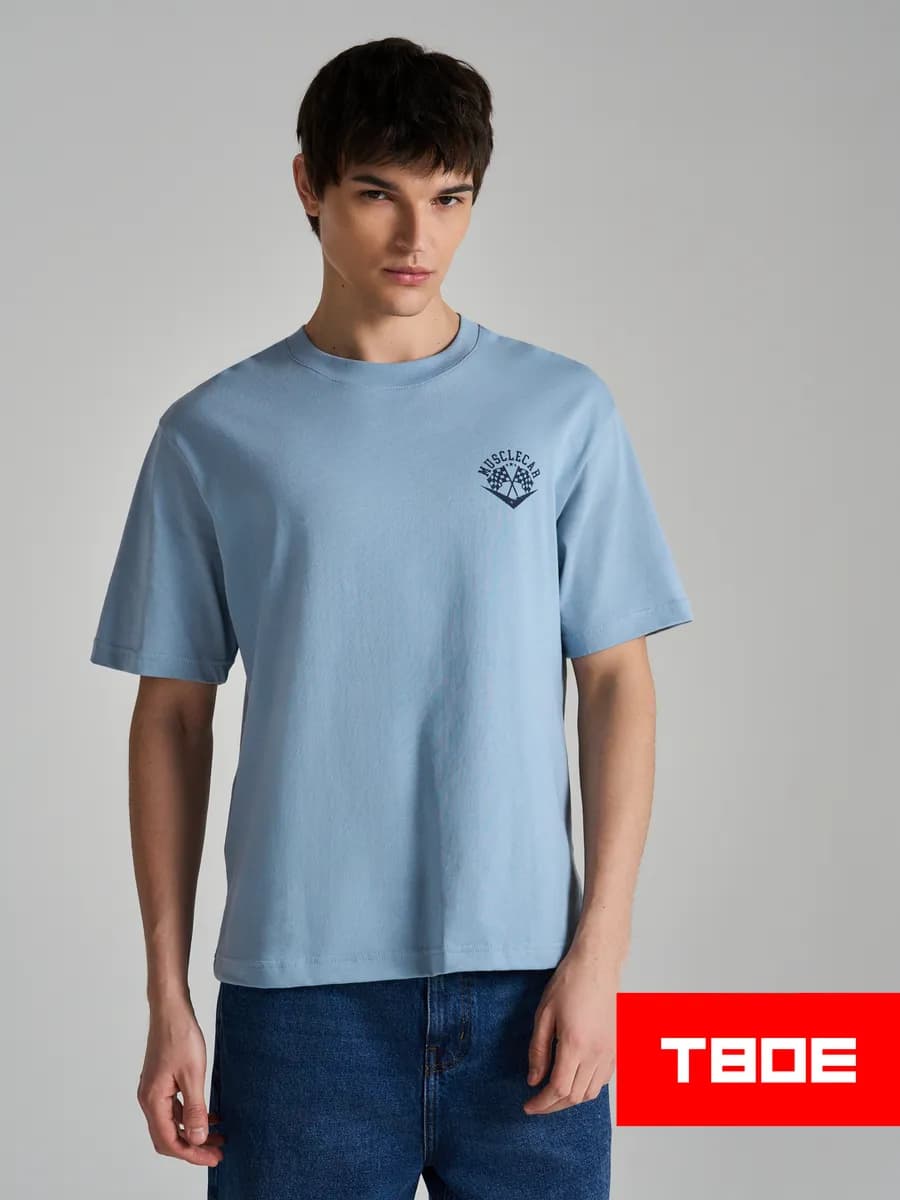 Футболка спортивная с принтом на спине