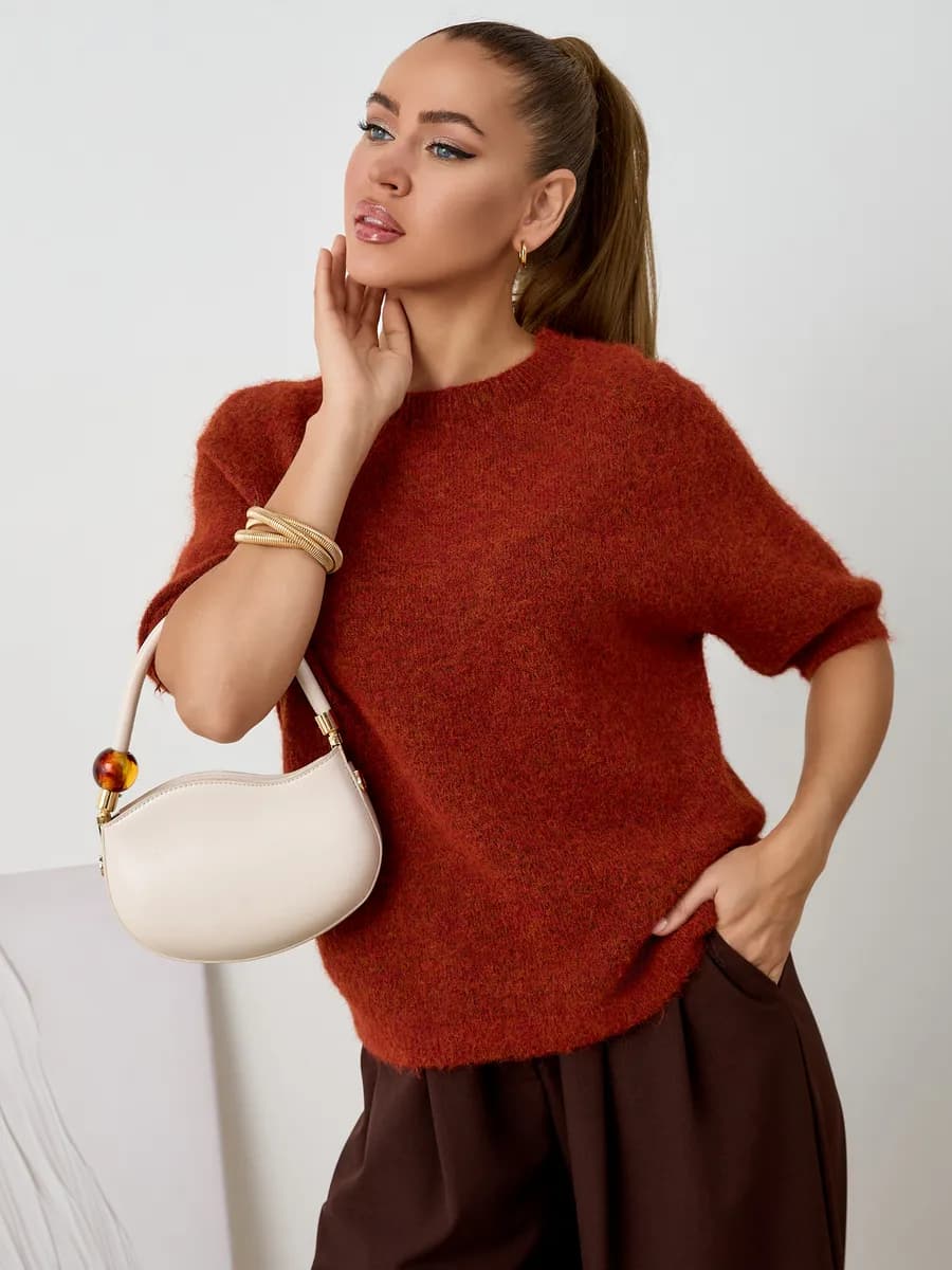 Джемпер пушистый с коротким рукавом