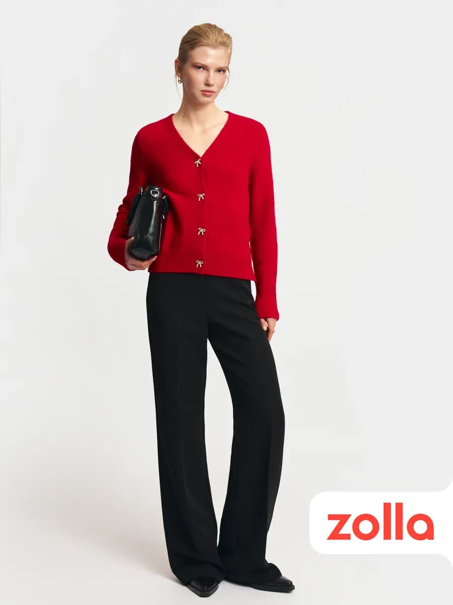 Женский вязаный кардиган короткий