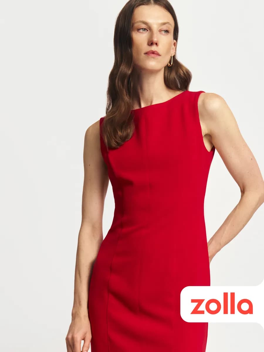 Женское платье без рукавов с разрезом