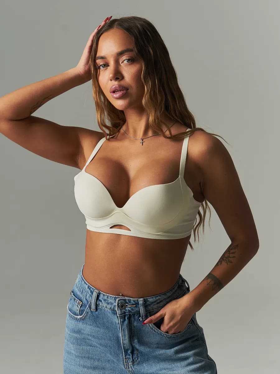 Бюстгальтер без косточек бесшовный