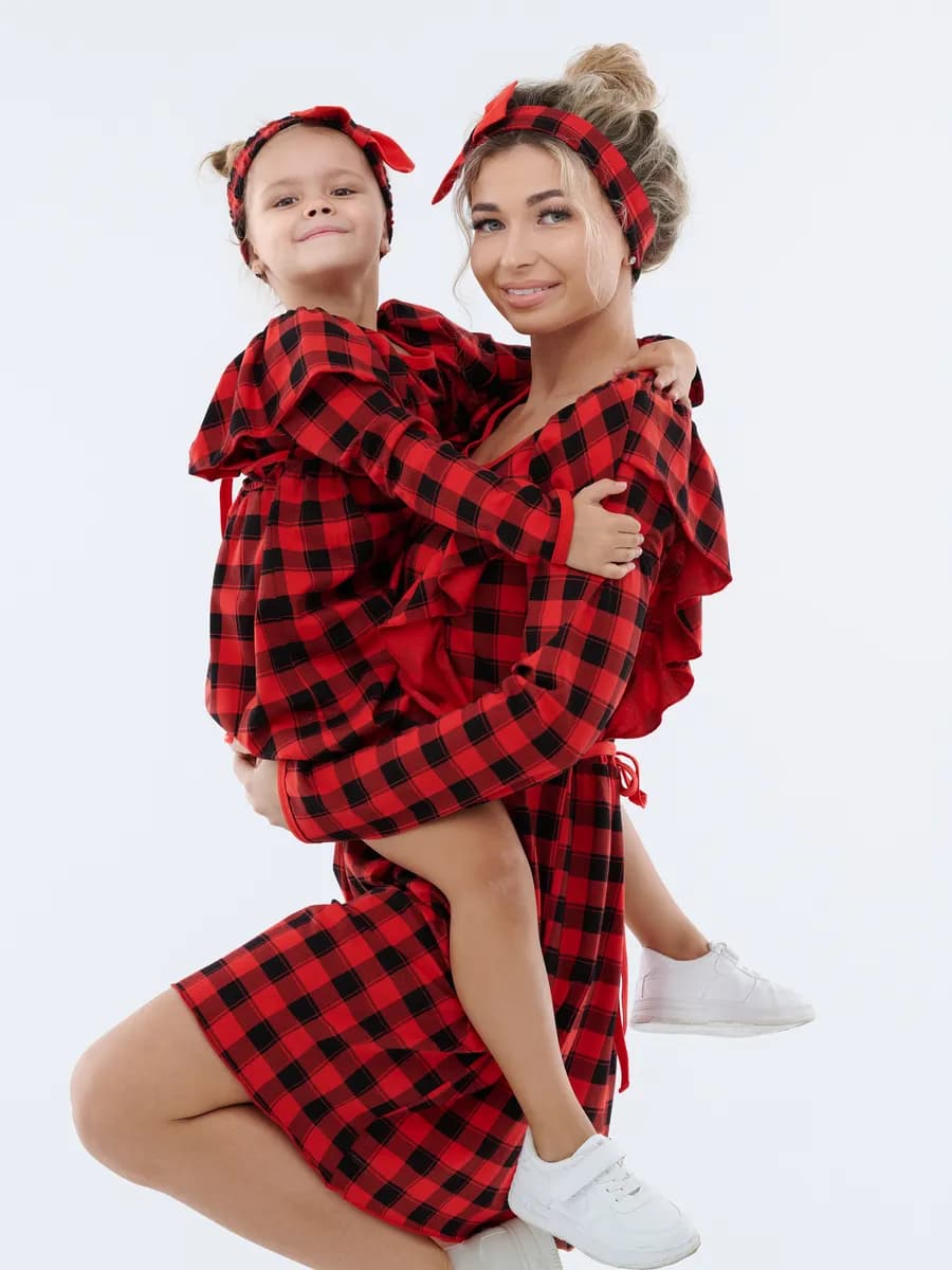 Платье в садик в клетку новогоднее