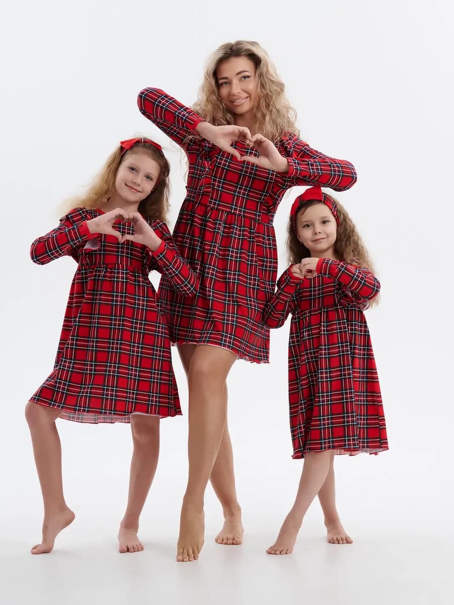 Платье в клетку в садик нарядное новогоднее