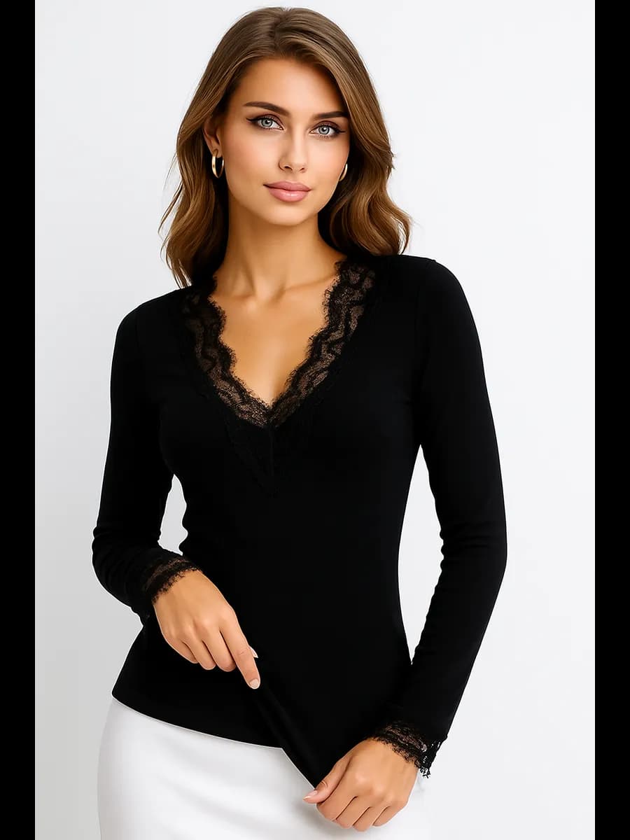 Лонгслив с кружевом нарядная