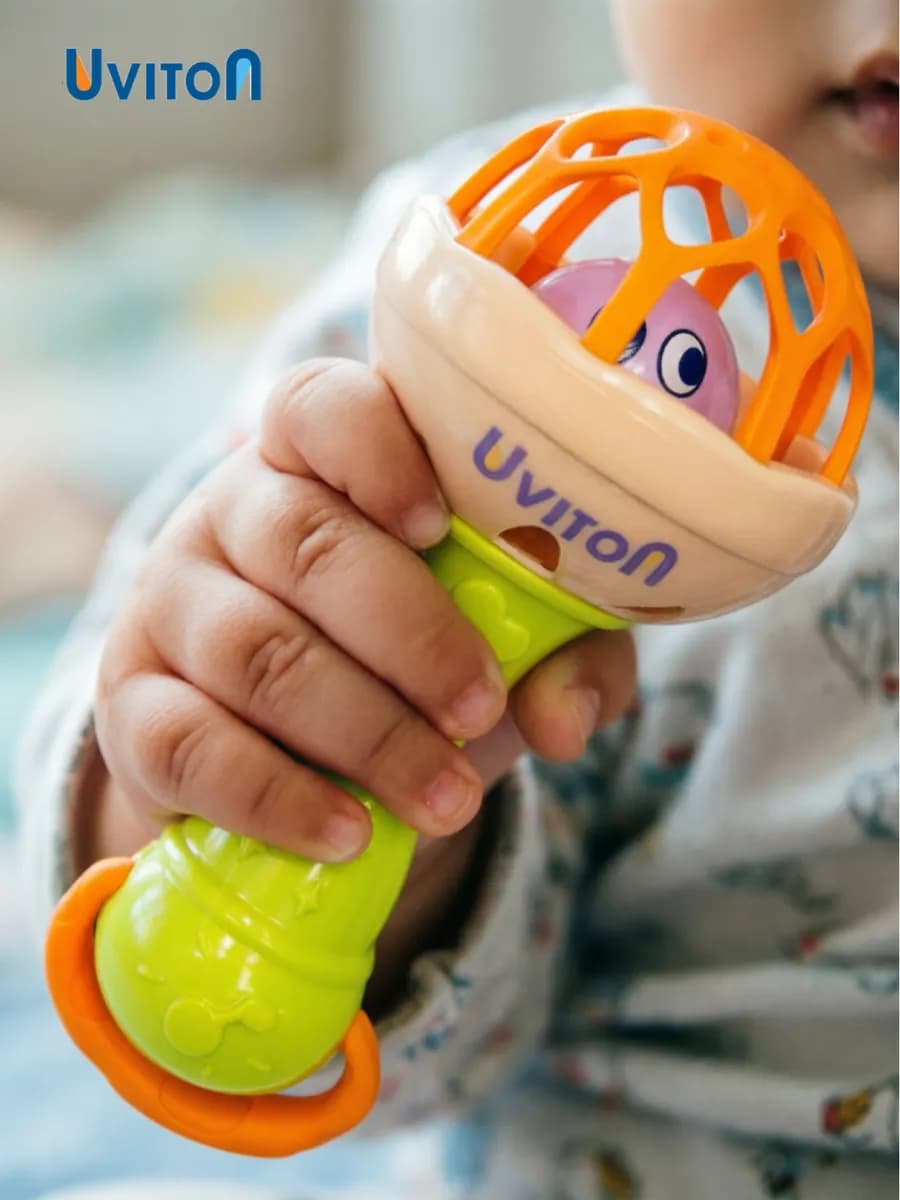 Погремушка для новорожденных с мягкой вставкой