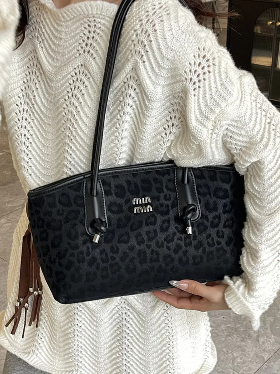 Сумка на плечо леопардовая черная