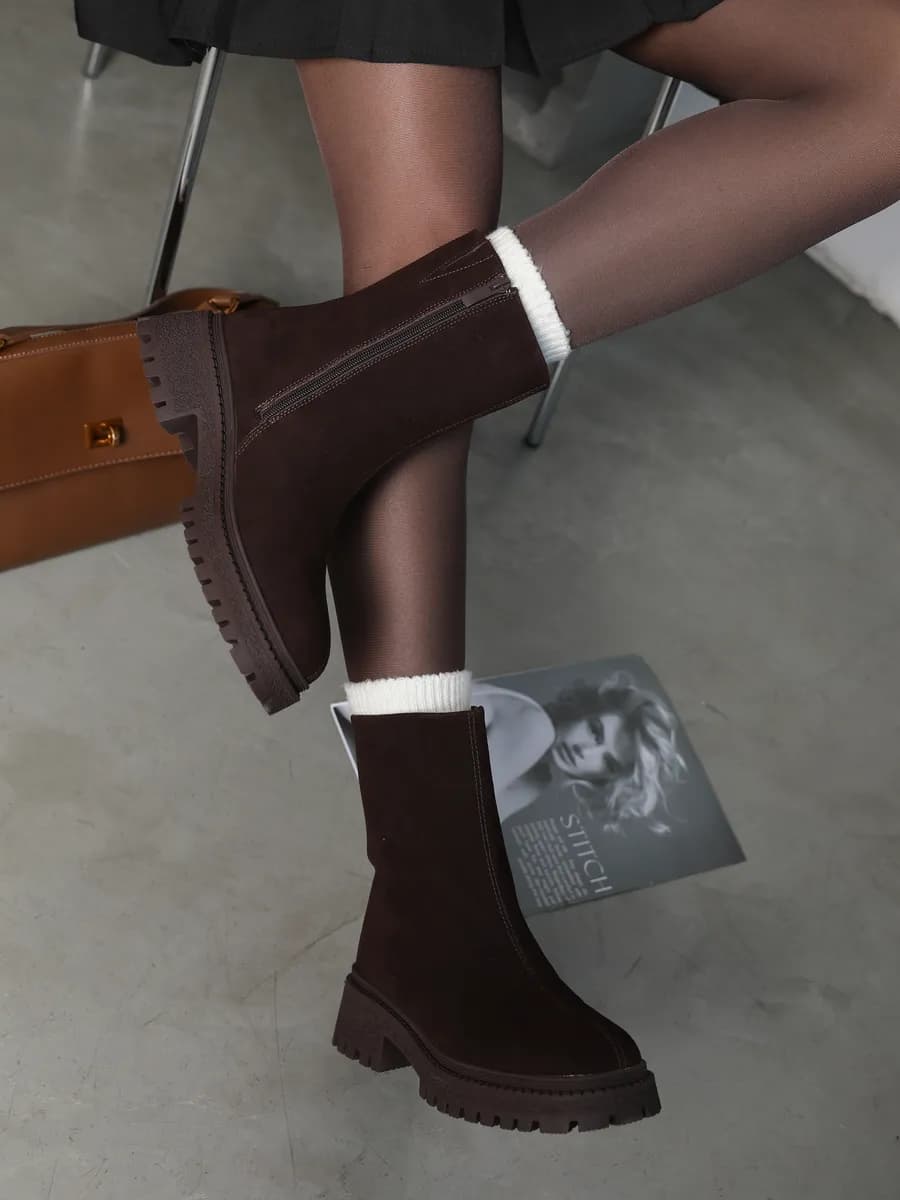 Зимние высокие ботинки челси