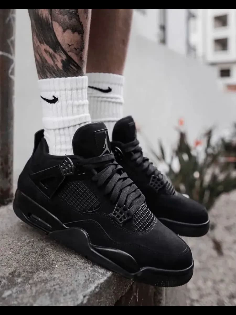 Зимние кроссовки с мехом AIR JORDAN 4 RETRO