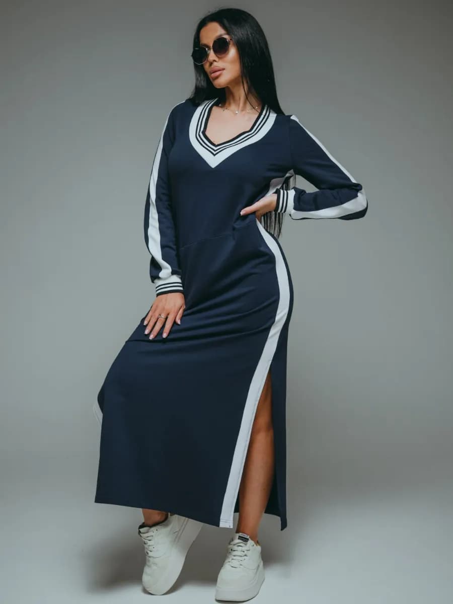 Платье длинное оверсайз с лампасами