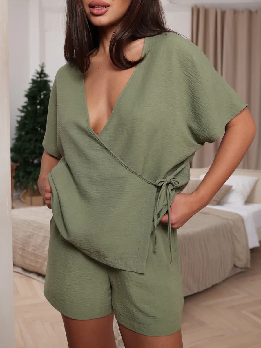 Пижама с шортами