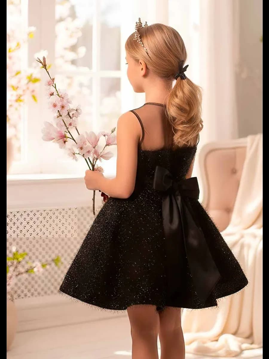 Платье для девочки нарядное