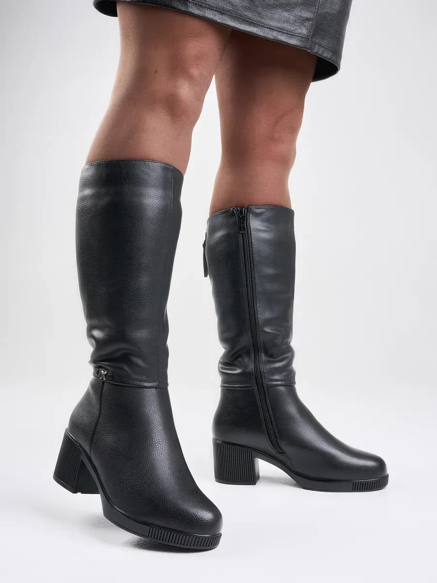 Сапоги Зимние на маленьком каблуке удобные