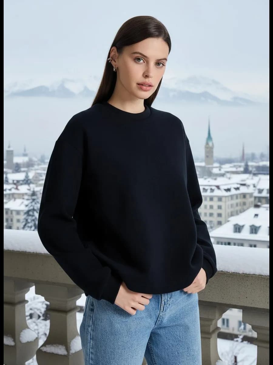 Трикотажный свитшот в рубчик