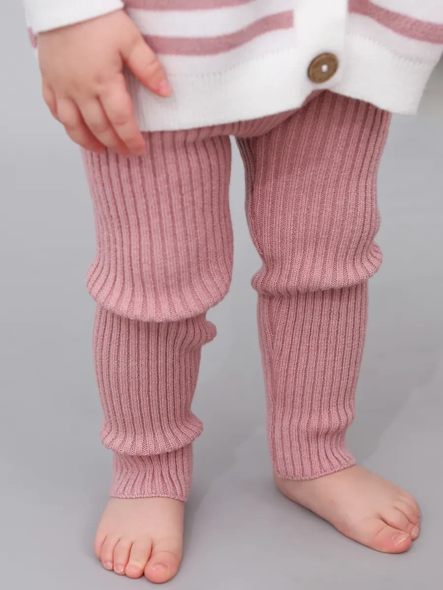 Вязаные штанишки для малыша