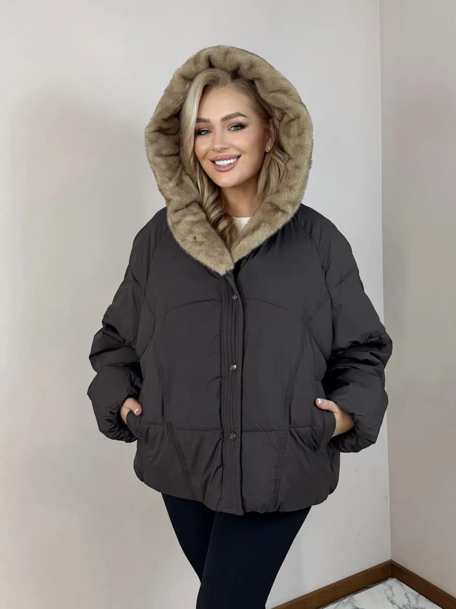 Куртка зимняя с капюшоном