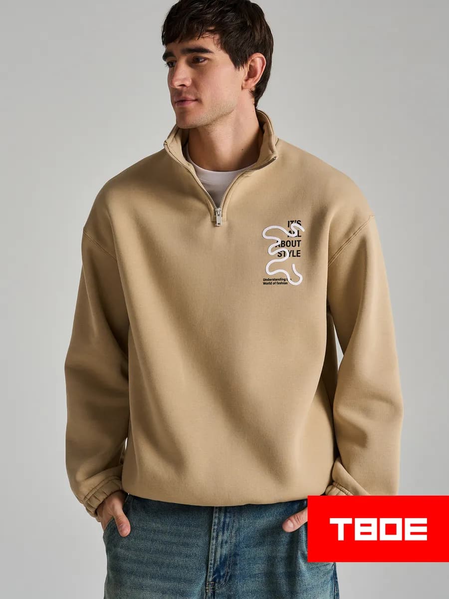 Теплая толстовка с высоким горлом и начесом