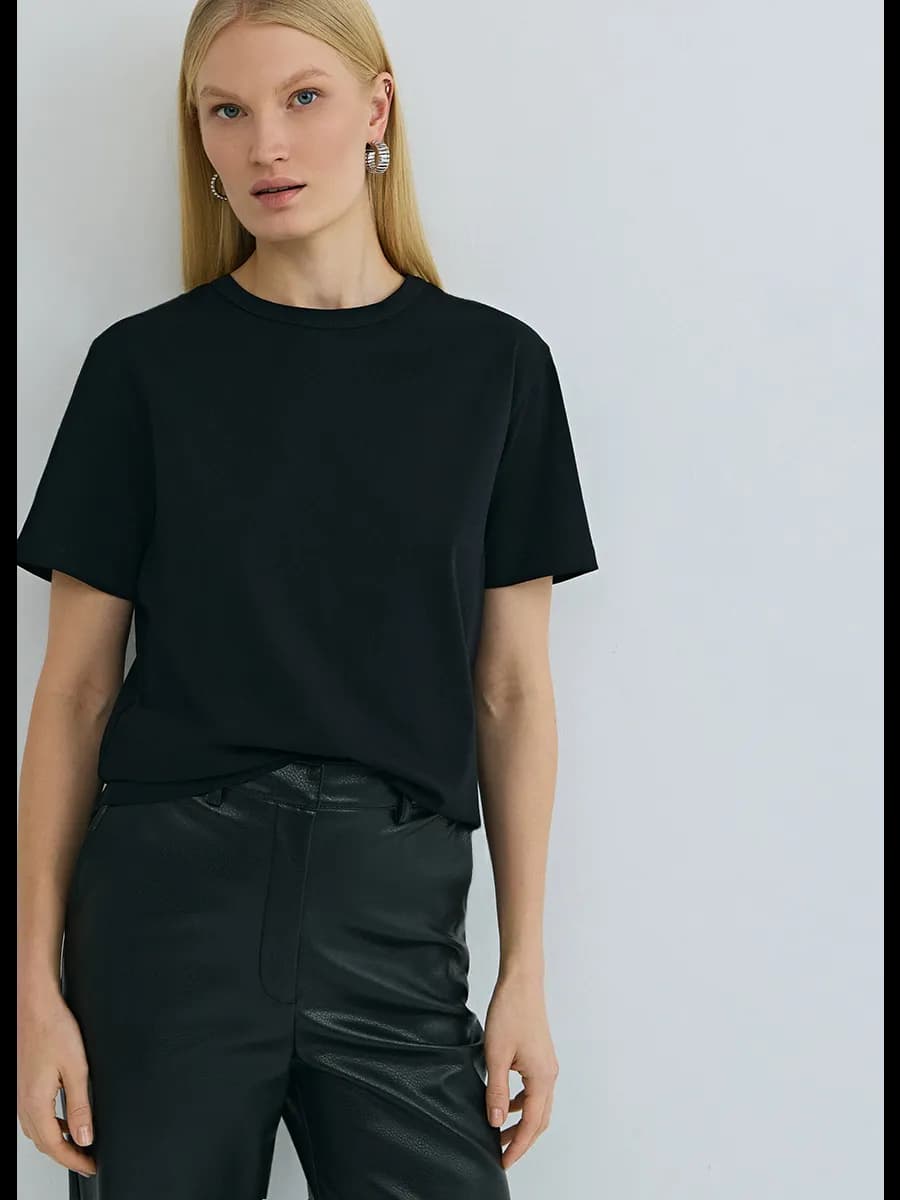 Плотная однотонная футболка свободная - фото 1