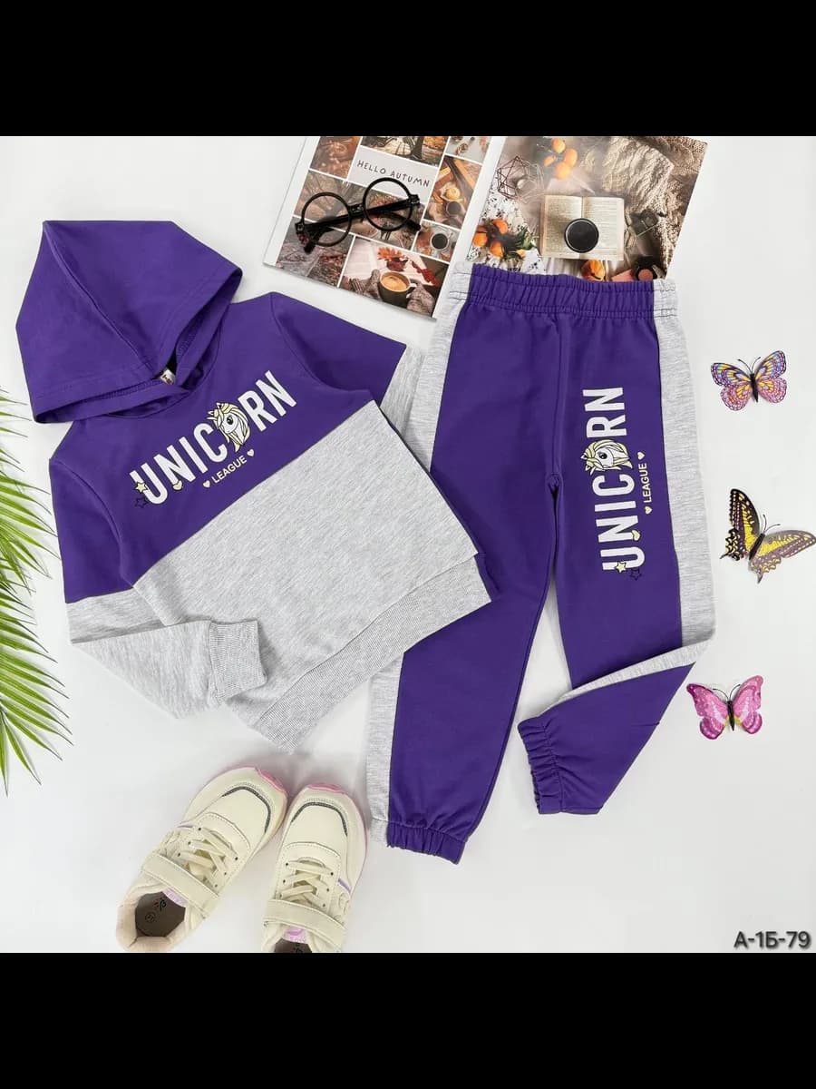 Костюм с капюшоном для девочки