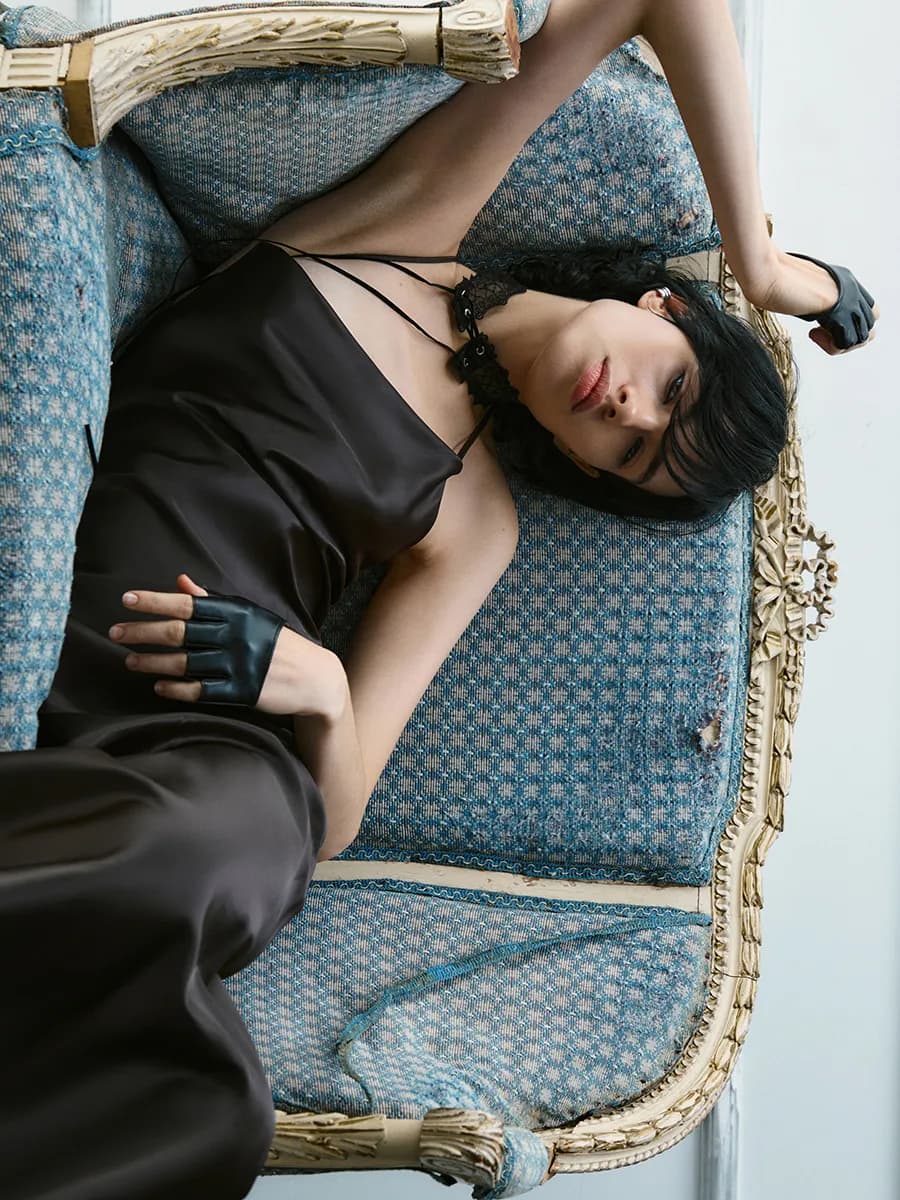 Платье-комбинация миди атласное новогоднее