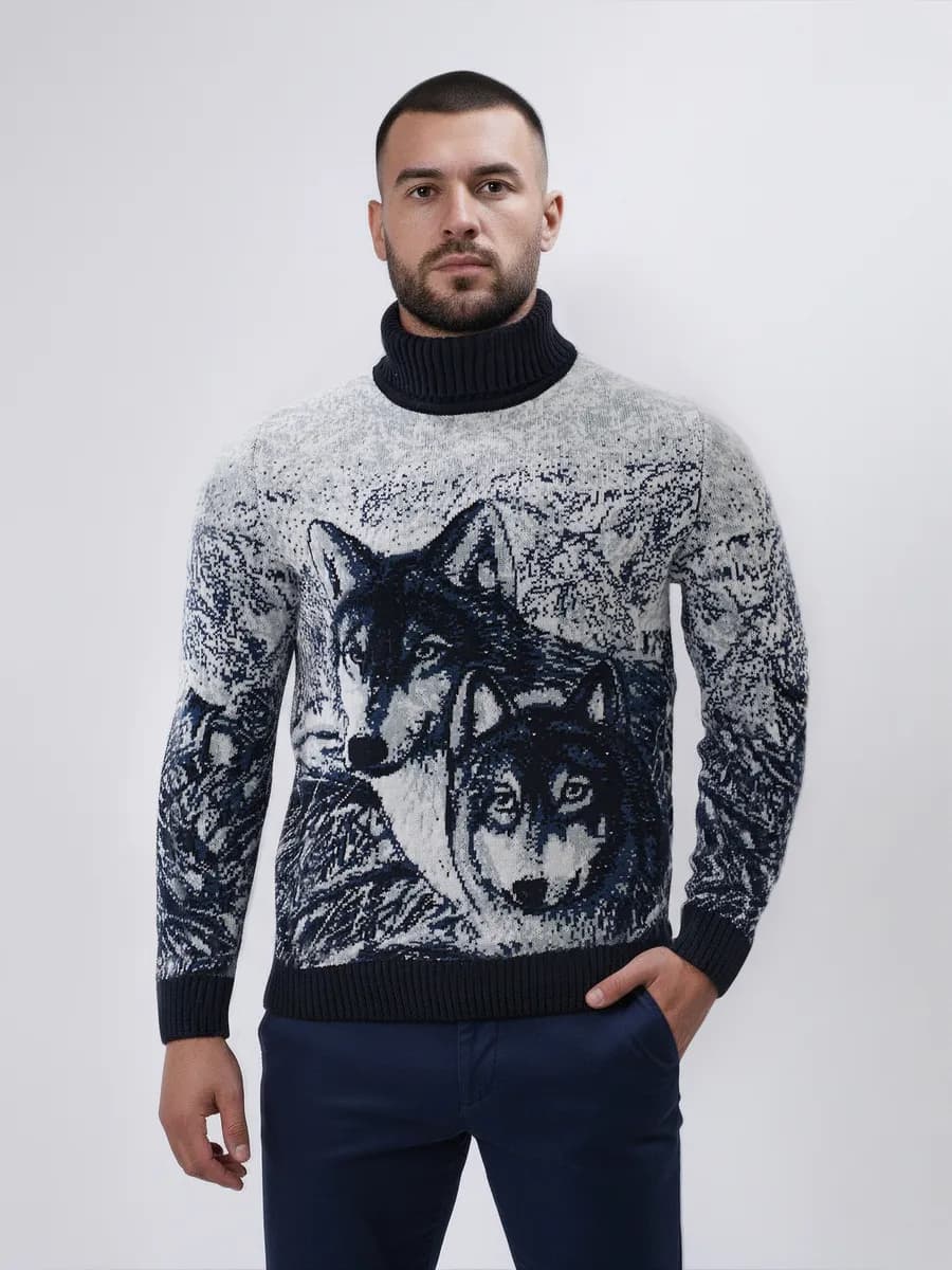 Свитер вязаный с горлом зимний