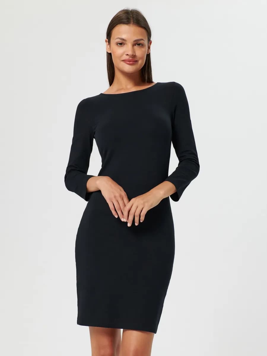 Платье базовое прямого кроя