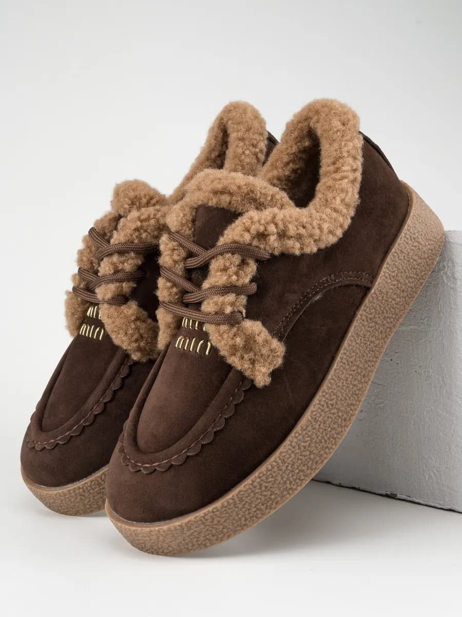 Зимние ботинки женские короткие с мехом замша