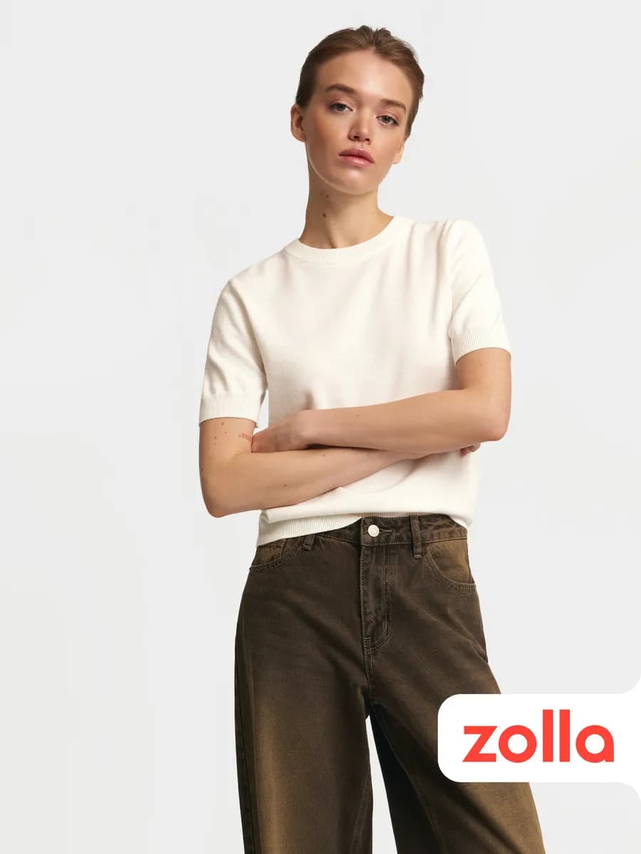 Женский джемпер с коротким рукавом