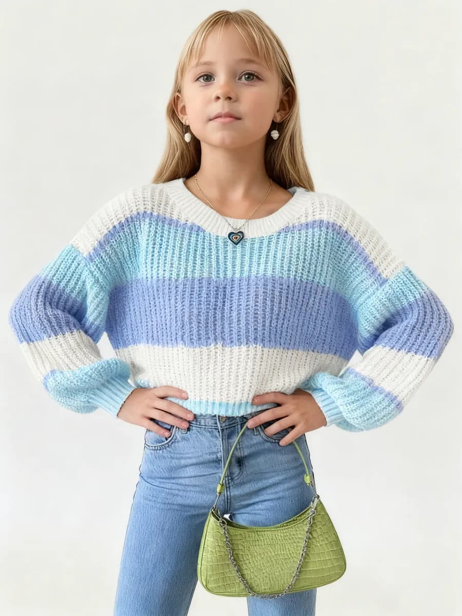 Свитер для девочки вязаный - фото 1