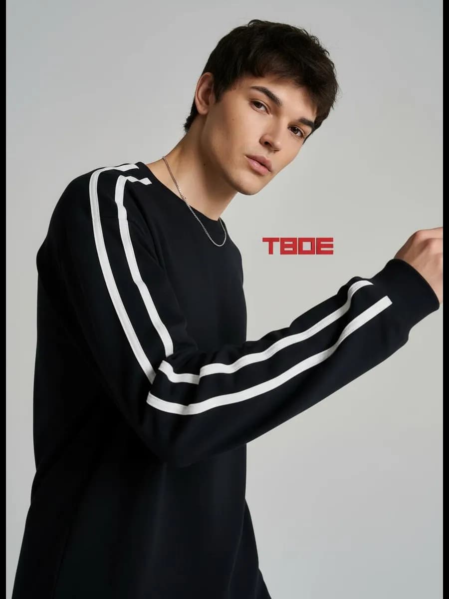 Лонгслив спортивный с лампасами