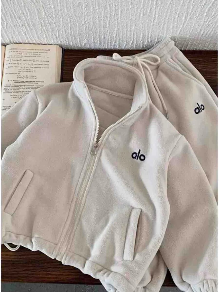 Костюм флисовый спортивный теплый