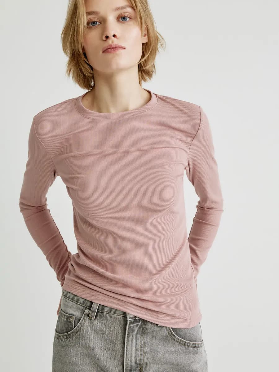 Базовый лонгслив в рубчик